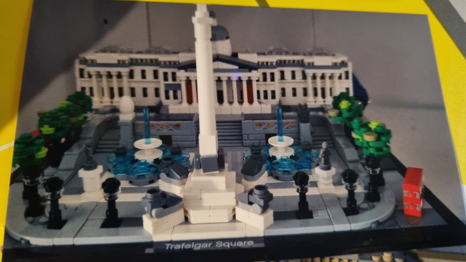 Lego Baukästen: Lego Trafalgar Square 21045 – Gebraucht aus La Chaux-de-Fonds von mikilo1