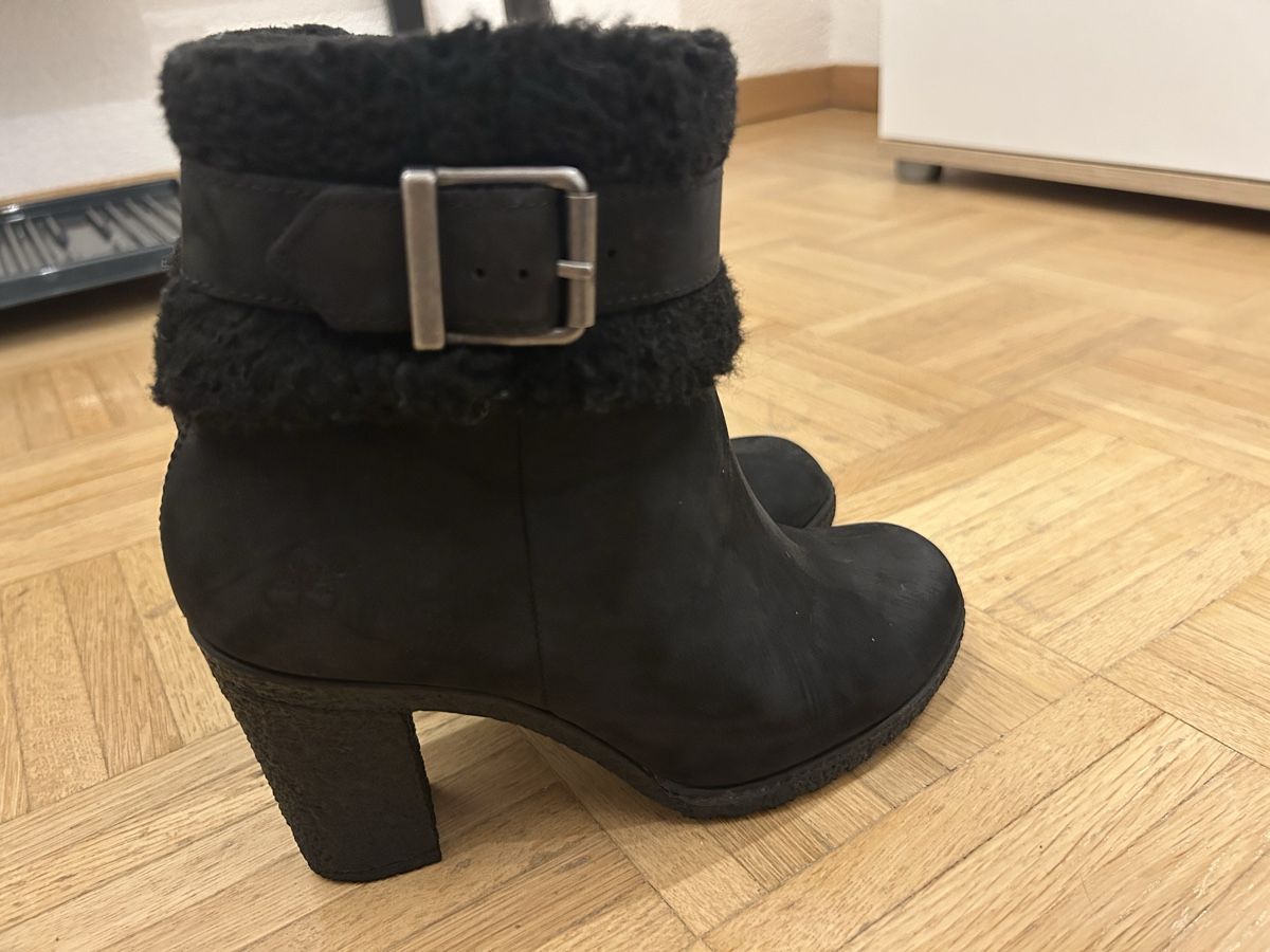 Timberland Scarpe da donna: Timberland Damenschuh – Usato da Laupen ZH venduto da JasRahBee
