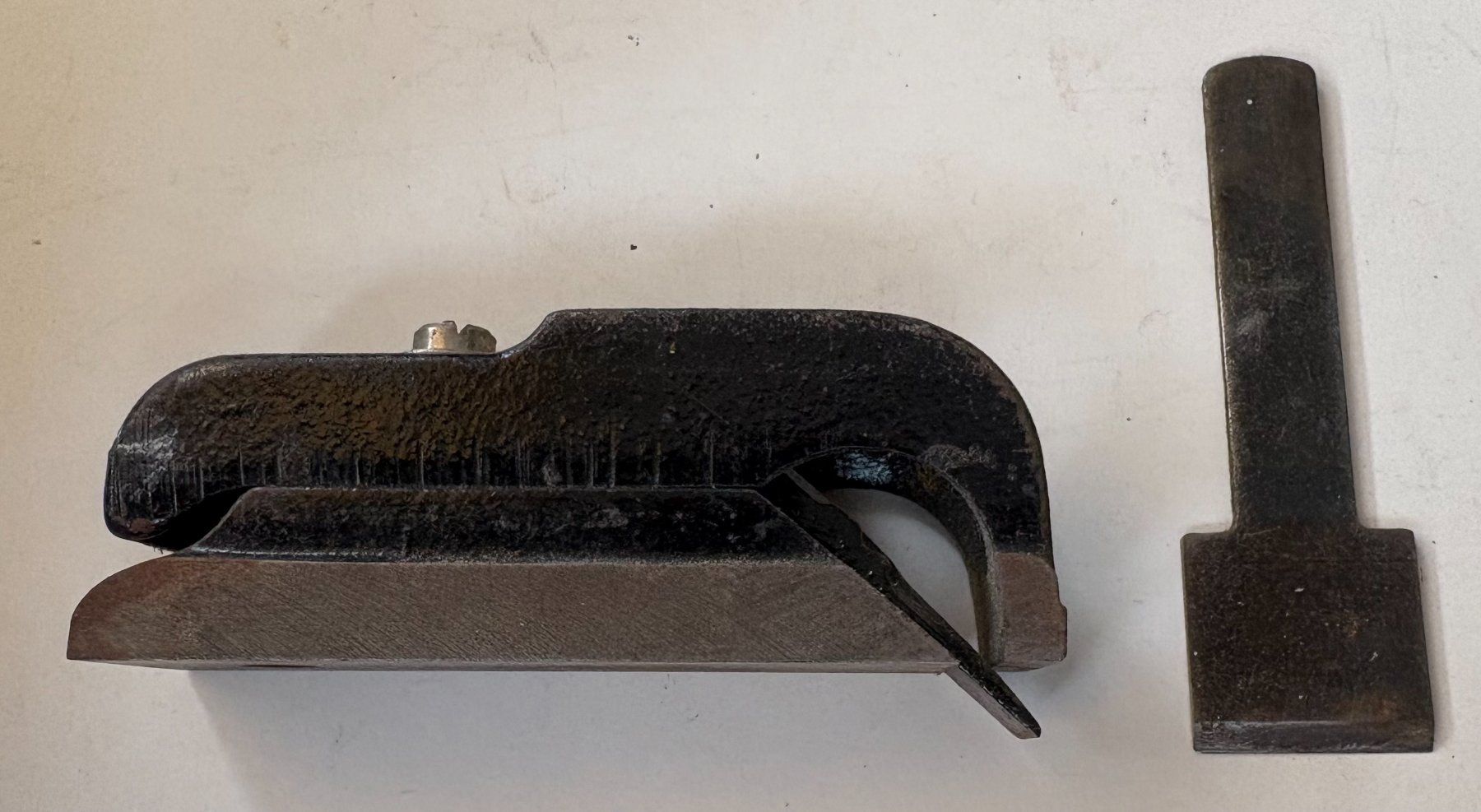 Tutti gli attrezzi: VINTAGE METALL HOBEL – Usato da Ostermundigen venduto da wini63