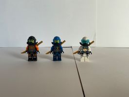 3 Lego Ninjago Figuren gebraucht guter Zustand