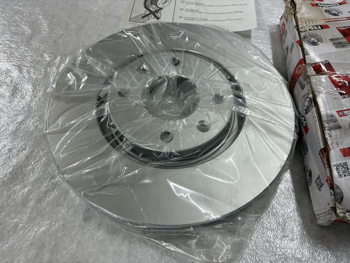 Citroën Alle Autoersatzteile: Ferodo Bremsscheiben DDF1152C-1, Citroen C5, Peugeot 307 – Neu (gemäss Beschreibung) aus Emmen von paesu6