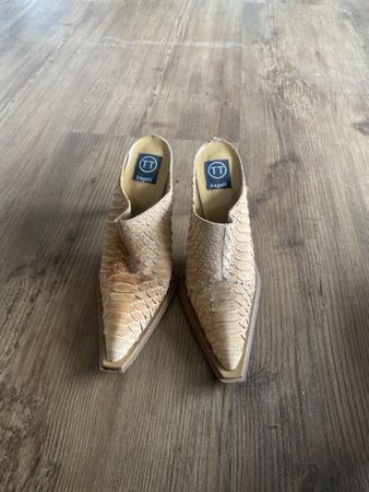 TT Bagatt Pantoletten Beige Echtleder Gr. 38 Vintage Style