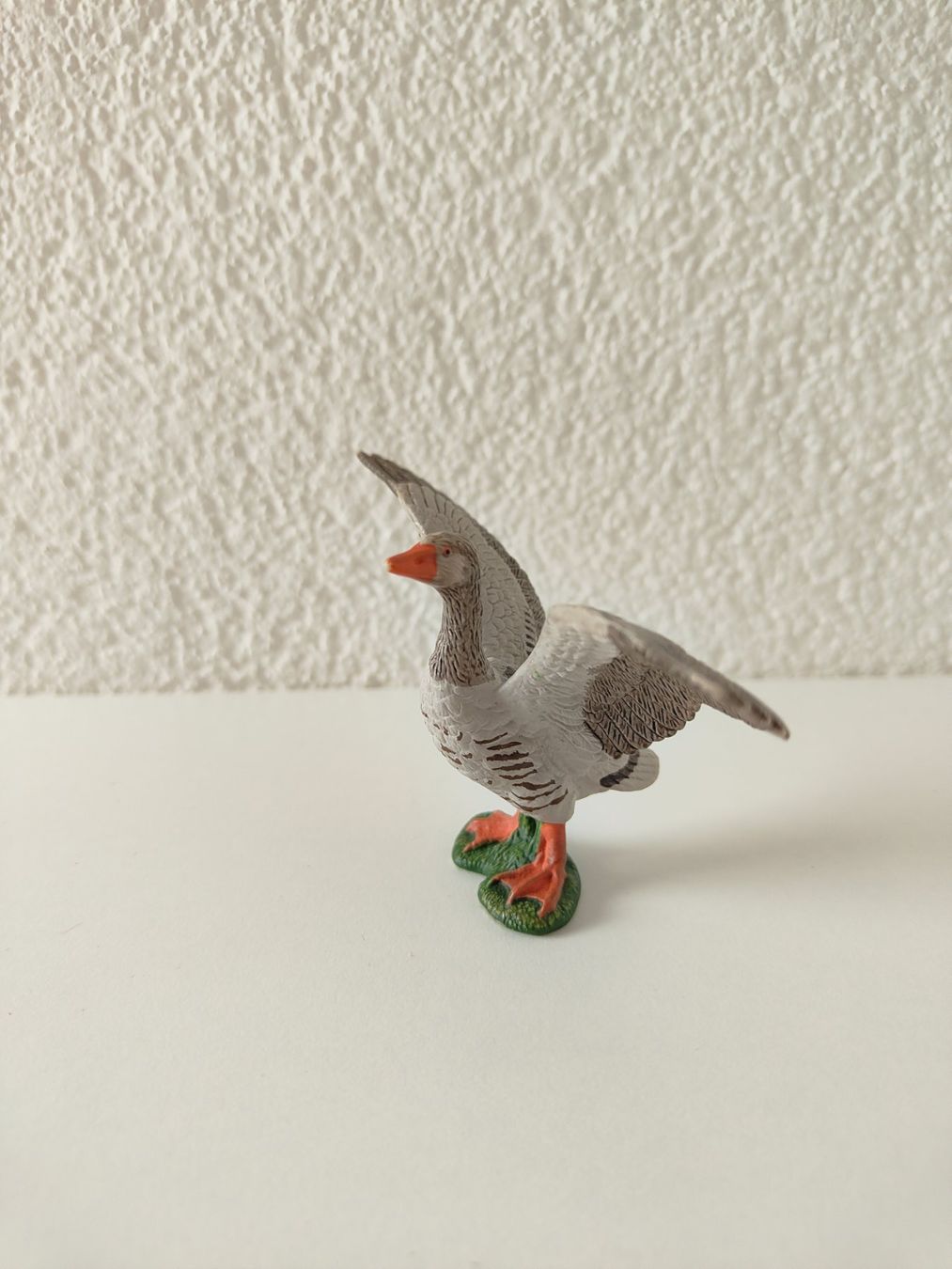 Schleich Figuren: Schleich Gans Graugänserich  Vogel Bauernhof Zoo – Gebraucht aus Thalwil von FigurenFreunde 1