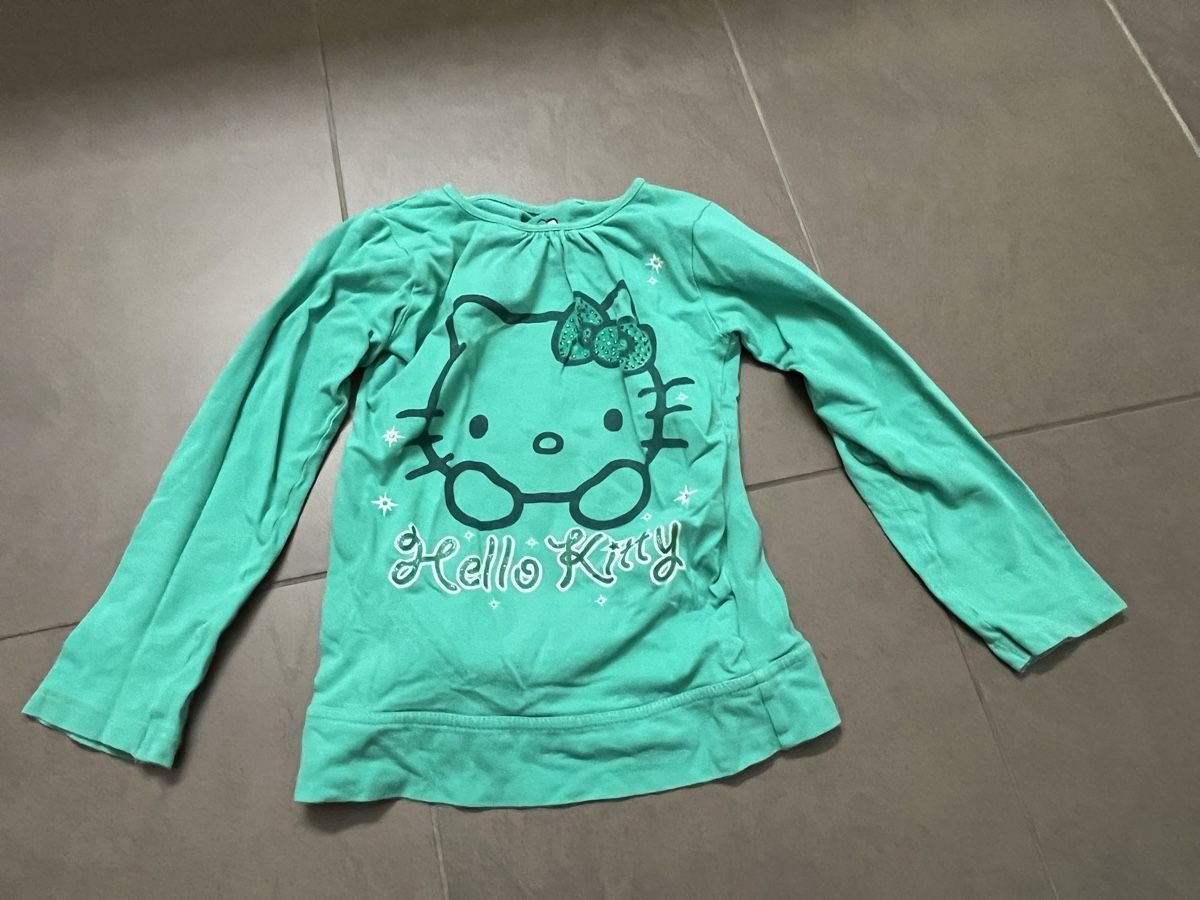 Maglioni & Felpe: Hello Kitty Langarmshirt 116 – Usato da Zürich venduto da Gabi_78 1