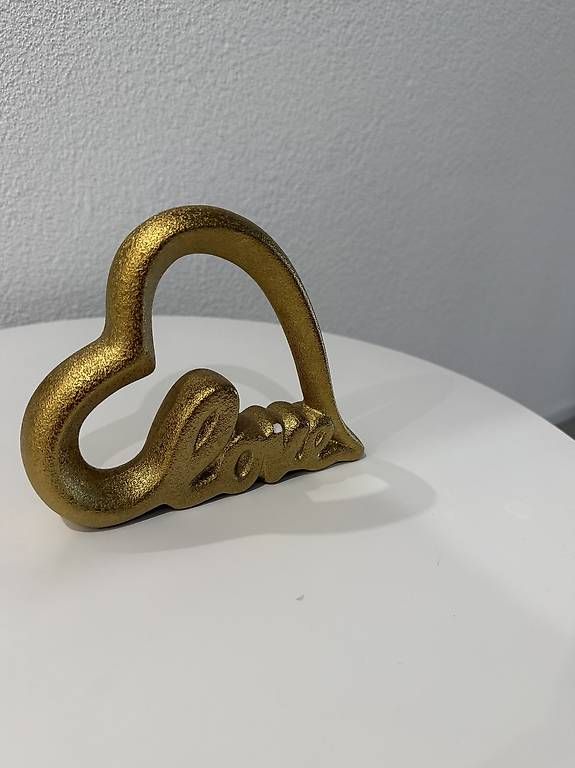 Tutte le decorazioni: Goldene LOVE Herz Deko – Usato da Lengnau BE venduto da aya_2tvj 1
