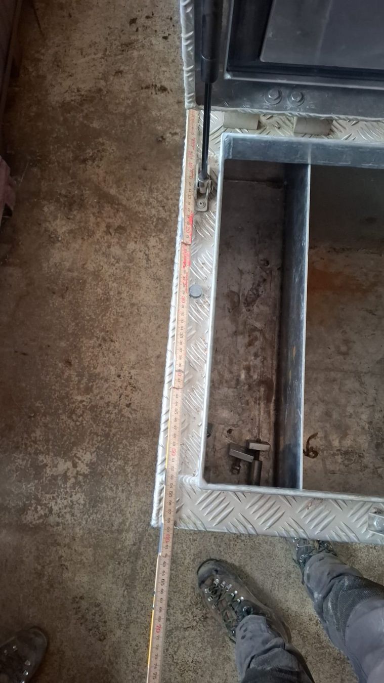 Casse di trasporto: Material Kiste  für Pick-up – Usato da Obfelden venduto da 62306330 6