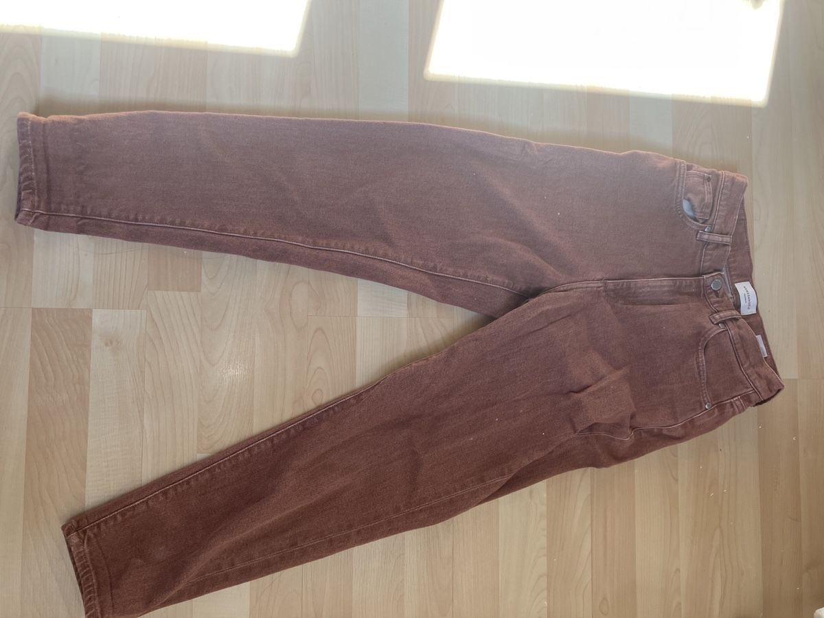 Armedangels Jeans: Braune Jeans Armedangels 26/32 – Nuovo (secondo la descrizione) da St. Gallen venduto da hnnh.koch