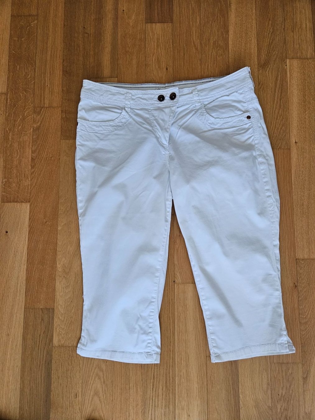 Tom Tailor Pantaloni: Caprihose Tom Tailor weiss – Usato da Möriken AG venduto da pam66