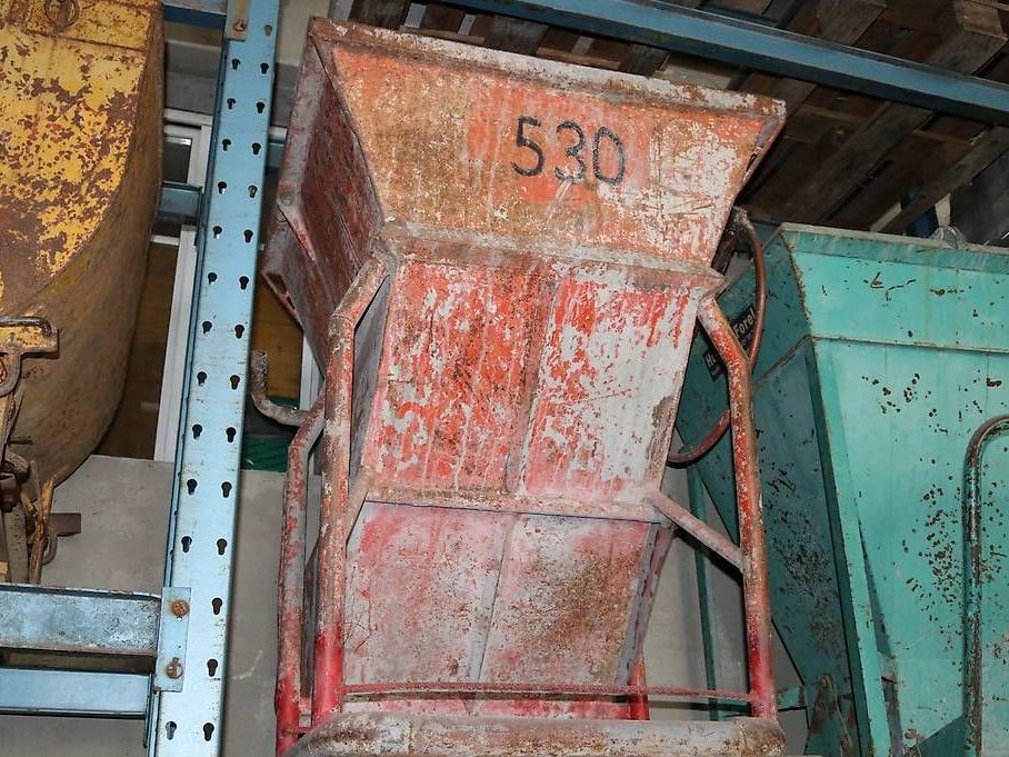 Contenitori edile: Betonkübel, 530 Liter – Usato da Unteriberg venduto da Konstibau