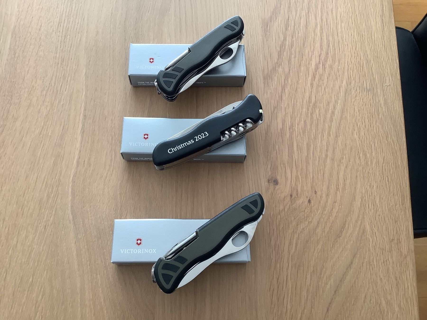 Victorinox Coltelli tascabile: Süssli Messer - SM 24 und 25 – Nuovo e nell'imballaggio originale da Holzhäusern ZG venduto da tho_8my6 1