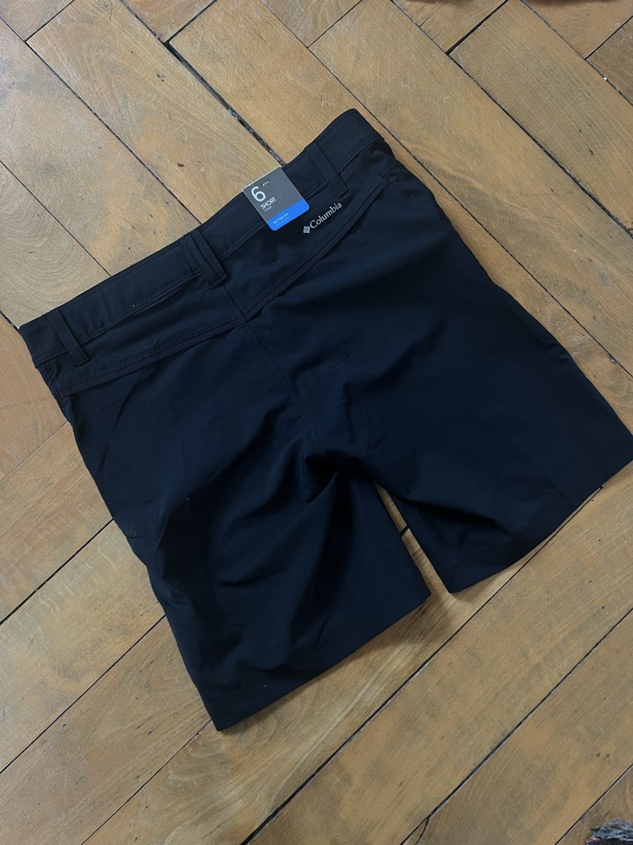 Columbia Pantaloni: short columbia – Nuovo e nell'imballaggio originale da La Chaux-de-Fonds venduto da vert_j 1