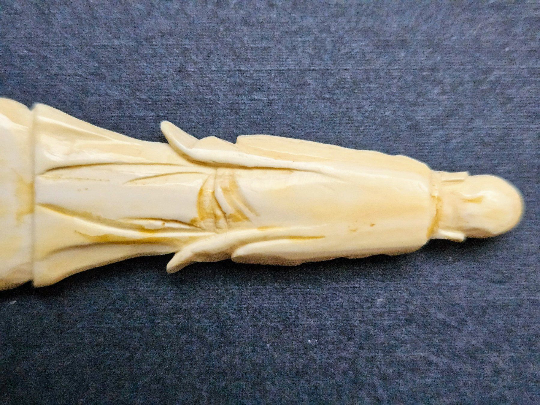 Skulpturen & Statuen: Chinesischer Schuhhorn um 1900 – Gebraucht aus Lugano von Numisartes 6