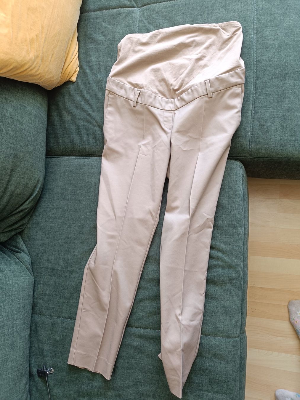 H&M Pantalons: Schwangerschaft Hose GR L – D'occasion à Arbon par zaryberry