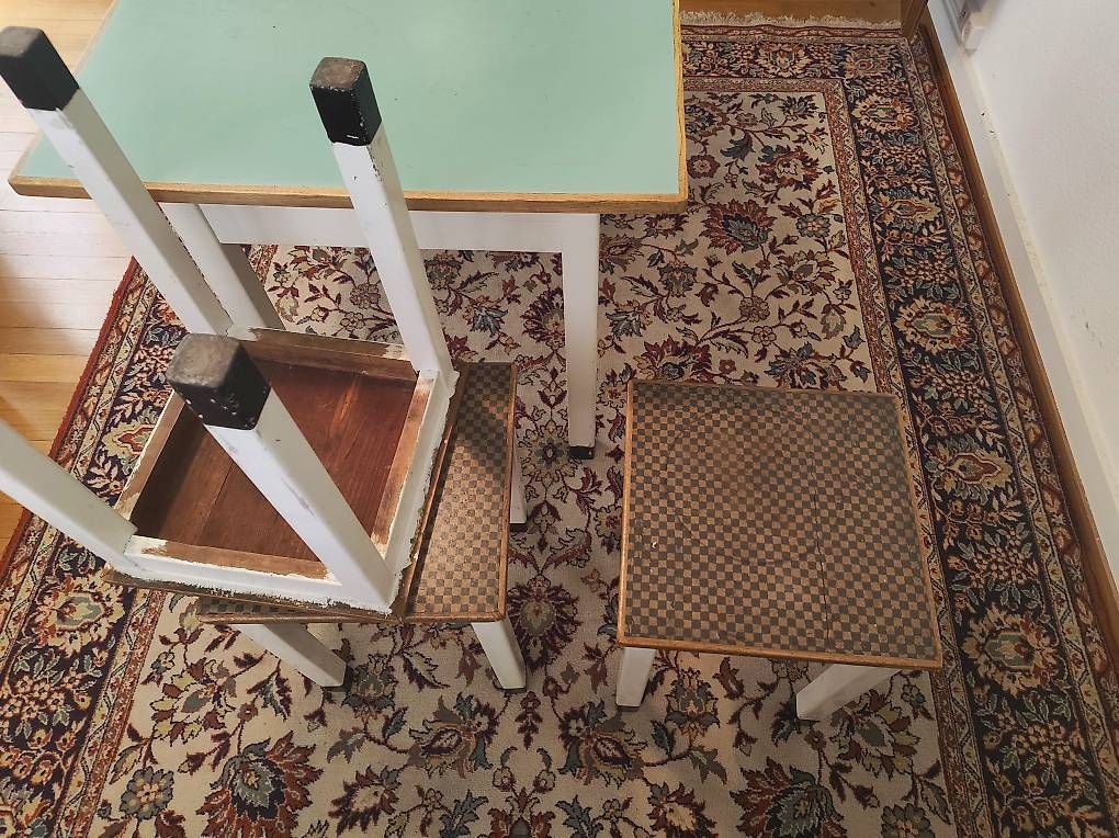 Tische: Küchentisch mit Hocker – Gebraucht aus Bühler von D3fault 3