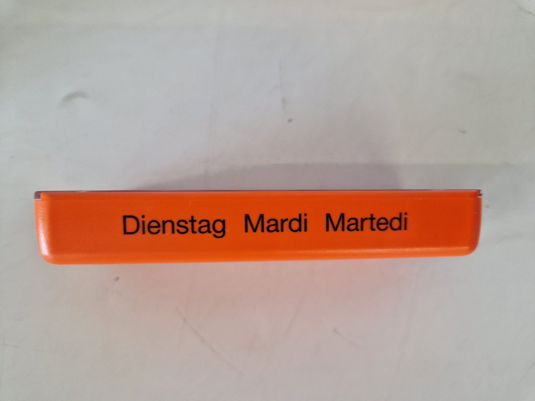 Contenitori & Simili: Farbige Medikamentenkassete – Usato da Muhen venduto da Restwert_Muhen 4