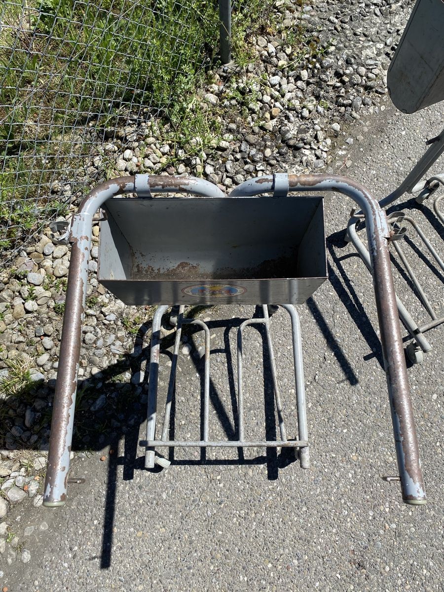 Swissair Altro in Aeronautica: Alte Trolleys Swissair – Usato da Glattbrugg venduto da Pischte.Brockenhaus 2