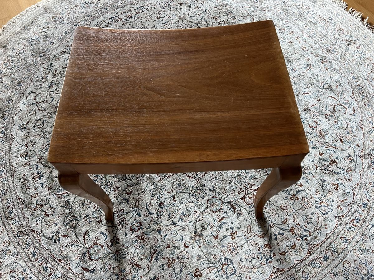 Tabourets: Hocker | Biedermeier, Kirschbaum massiv. – D'occasion à St.Gallen par 303_7fcf 1