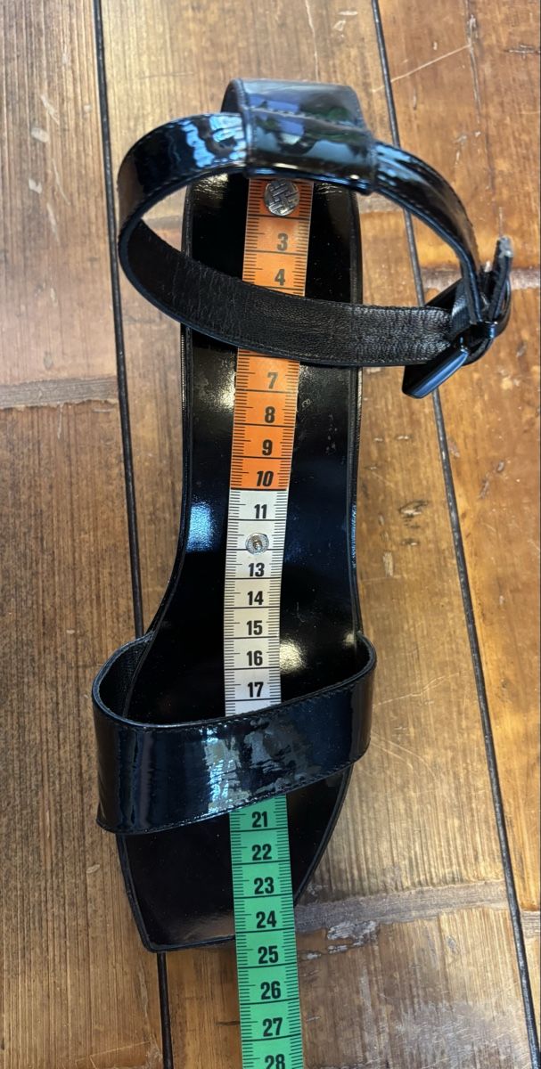Scarpe da donna: Sandales Clergerie 40 – Usato da Dotzigen venduto da SecondHandGems 7