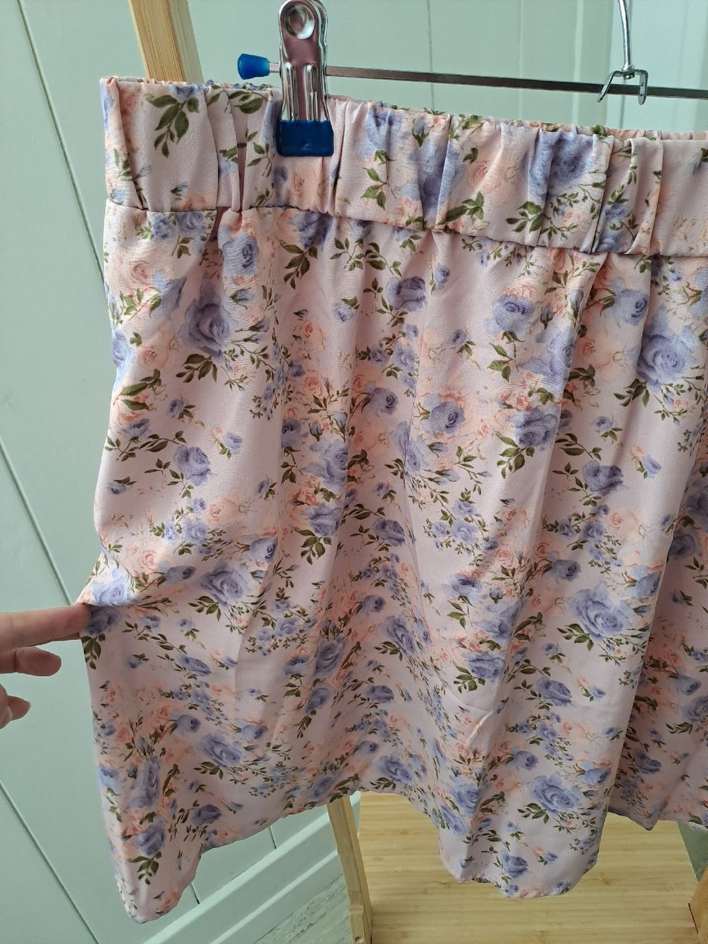 Röcke: Rock Shein Blumenmuster Gr. 1XL – Gebraucht aus Rickenbach LU von bishiida 1