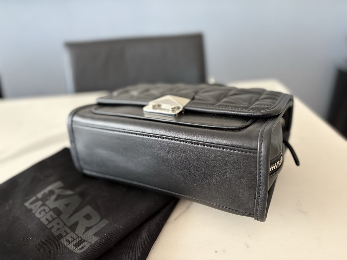 Karl Lagerfeld Sacs femmes: KARL LAGERFELD Ledertasche – Neuf (Voir description) à Zug par cvTrex 2