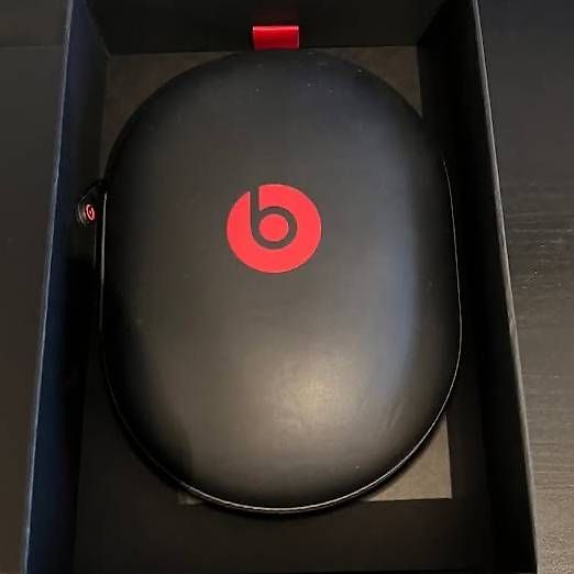 Beats Cuffie: Beats Studio 3 Kopfhörer – Usato da Baar venduto da Ensar_Kalender 2
