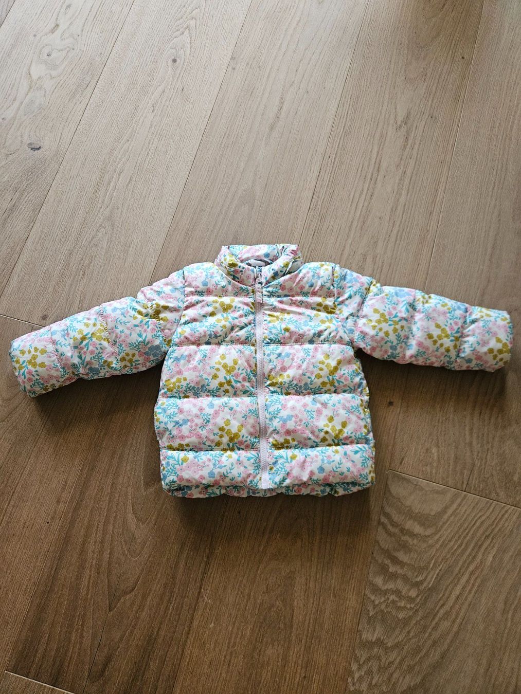 H&M Vestes & Manteaux: Kinder-Winterjacke Grösse 86 – D'occasion à Cham par gr80