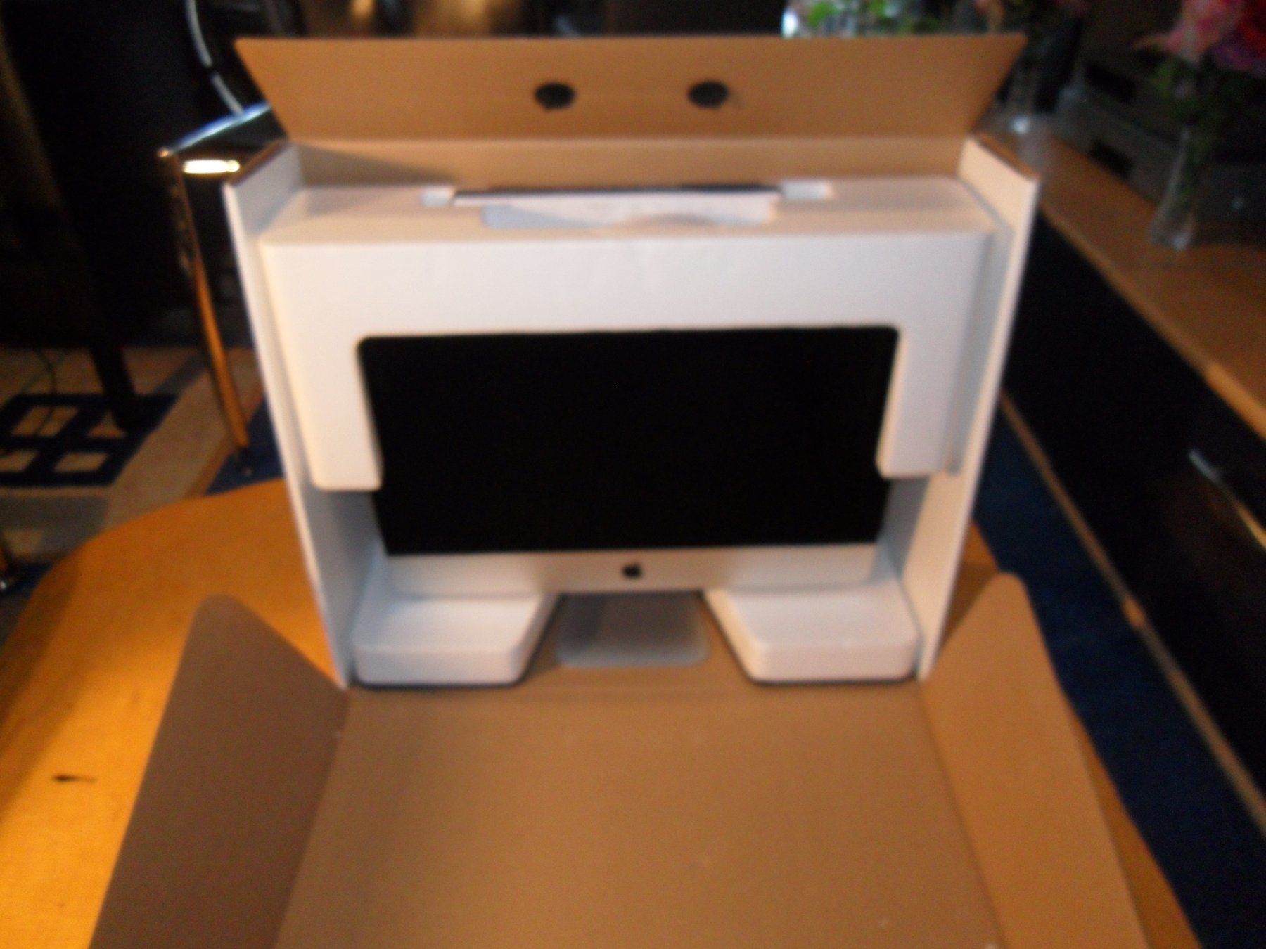 Apple PCs: iMac 21.5"Retina 4K Display Monterey – Gebraucht aus Zuchwil von t.rachel 4
