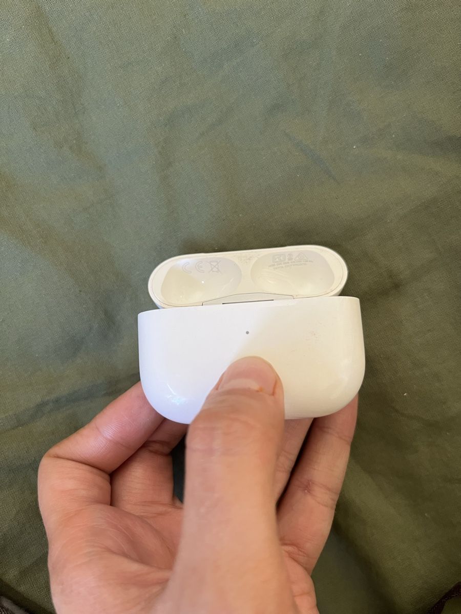 Apple Ladegerät: AIRPOD PRO 1 CASE  – Gebraucht aus Zürich von ado_6gtq 4