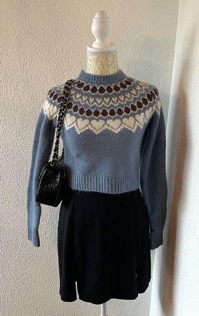 Tally Weijl blue and white heart patterned sweater