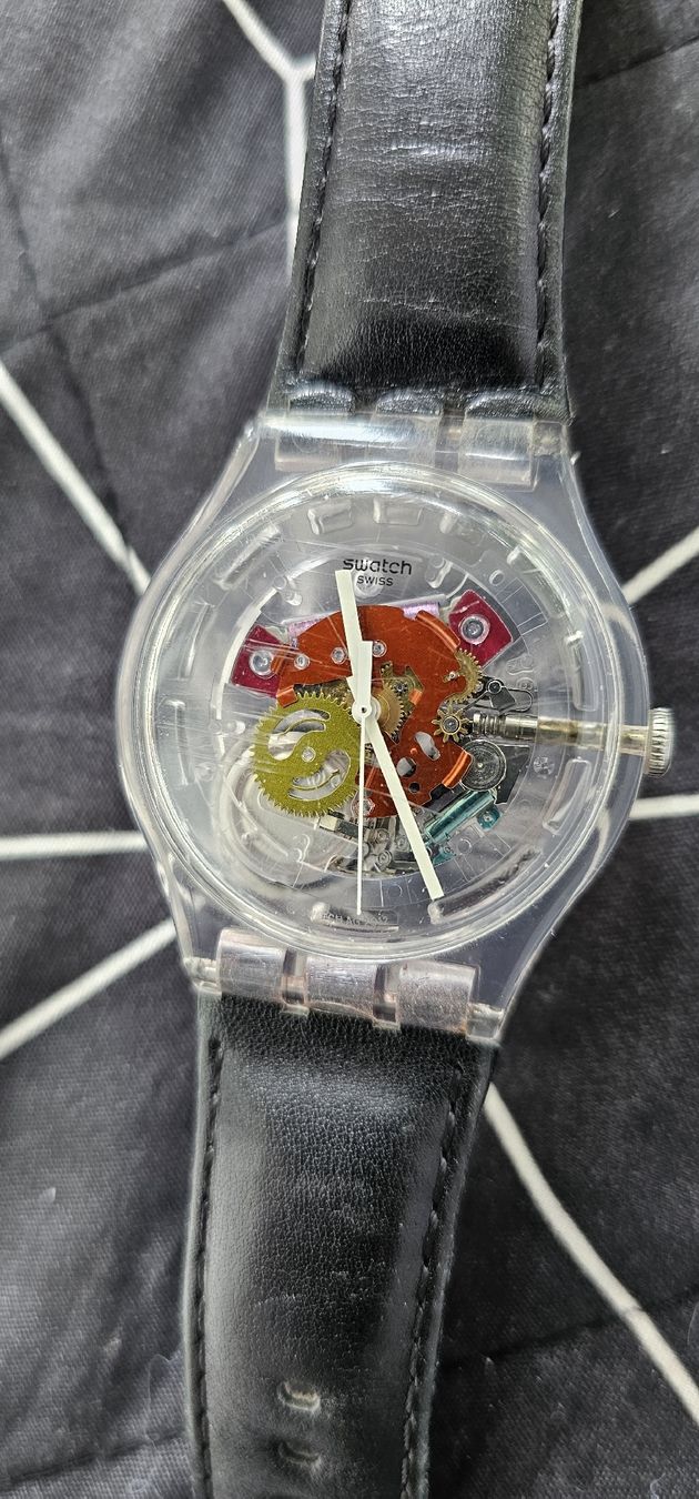 Swatch Orologi: Vintage Durchsichtige Swatch Uhr – Usato da Ostermundigen venduto da Secundo_Hand