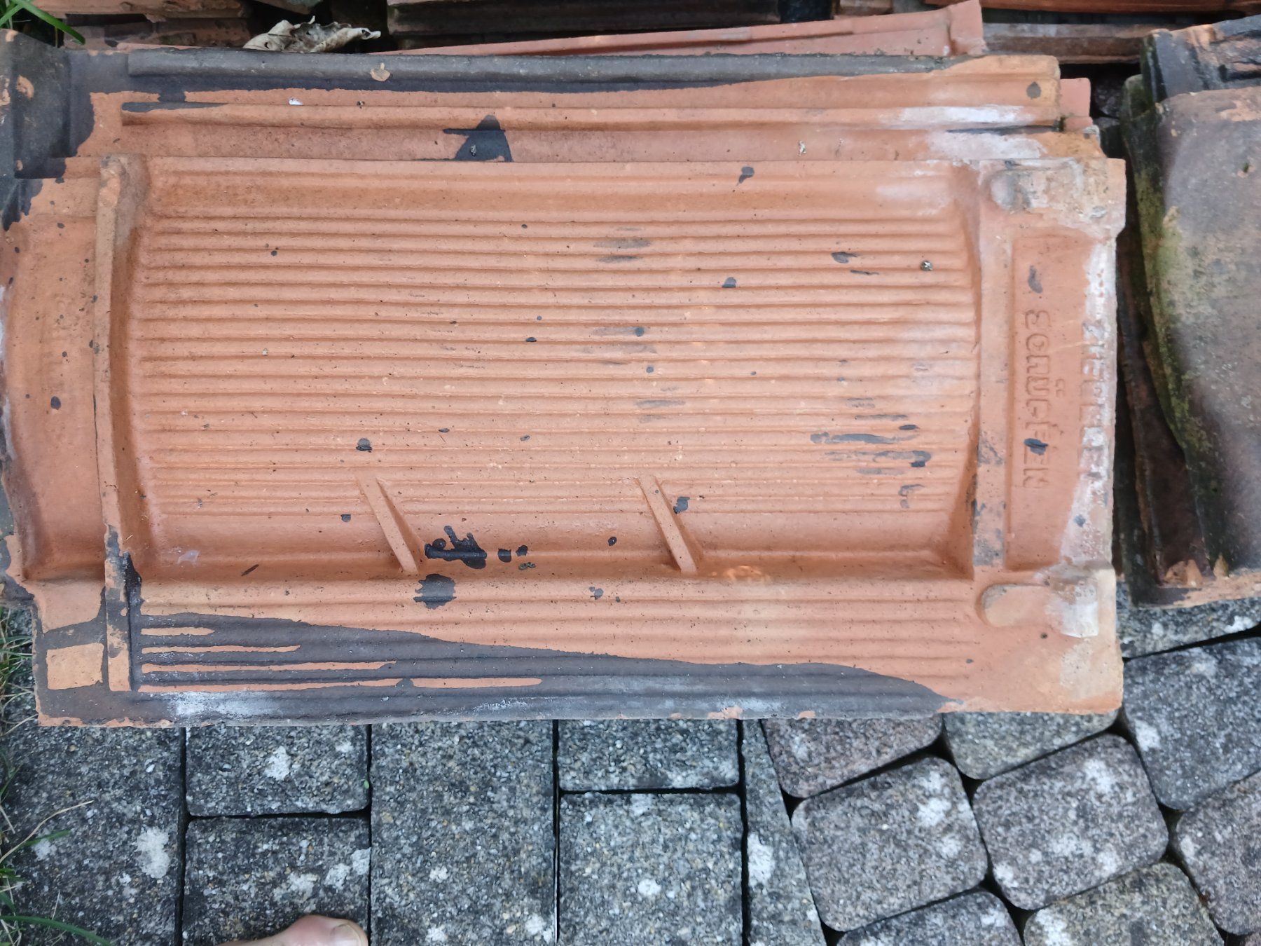 Pietre & tegole: Dachziegel – Usato da Rüfenacht BE venduto da zur_2s9l 4