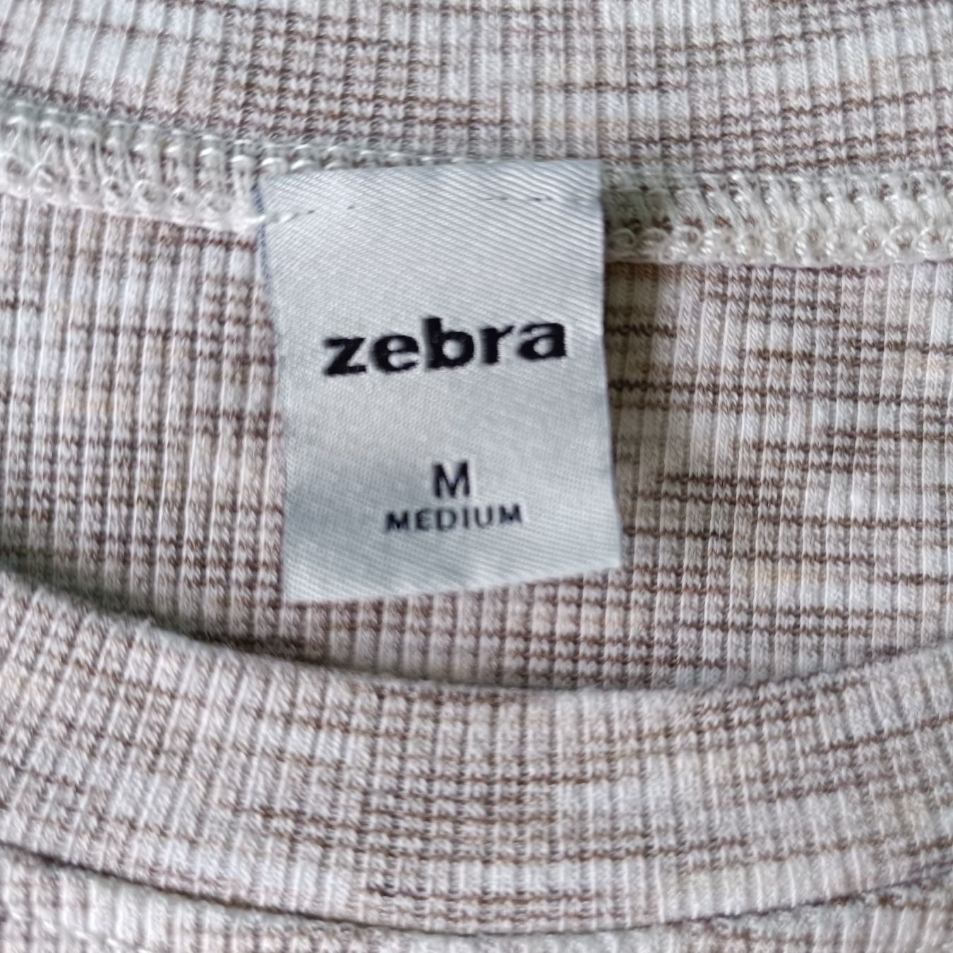 Zebra T-shirt: Weisser T-Shirt – Usato da Pfäffikon sz venduto da Suim 1
