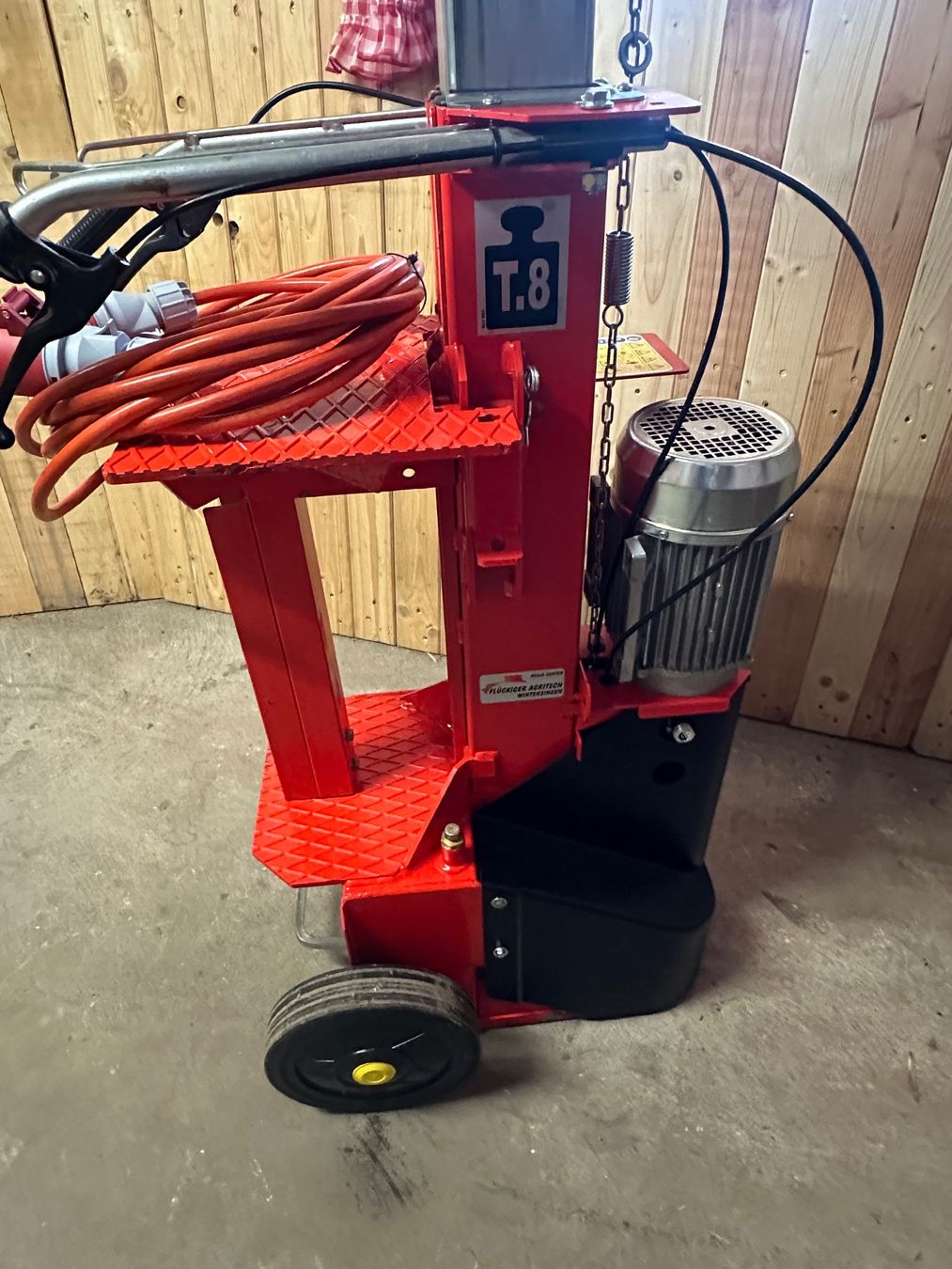 Tutte le macchine: Holzspalter 8,5Ton – Usato da Huttwil venduto da Ente1234 6