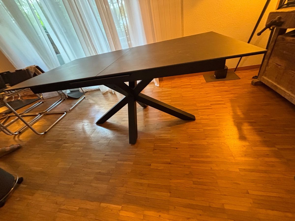 Tische: Esstisch Heaven – Gebraucht aus Rheinfelden von lexaner 3