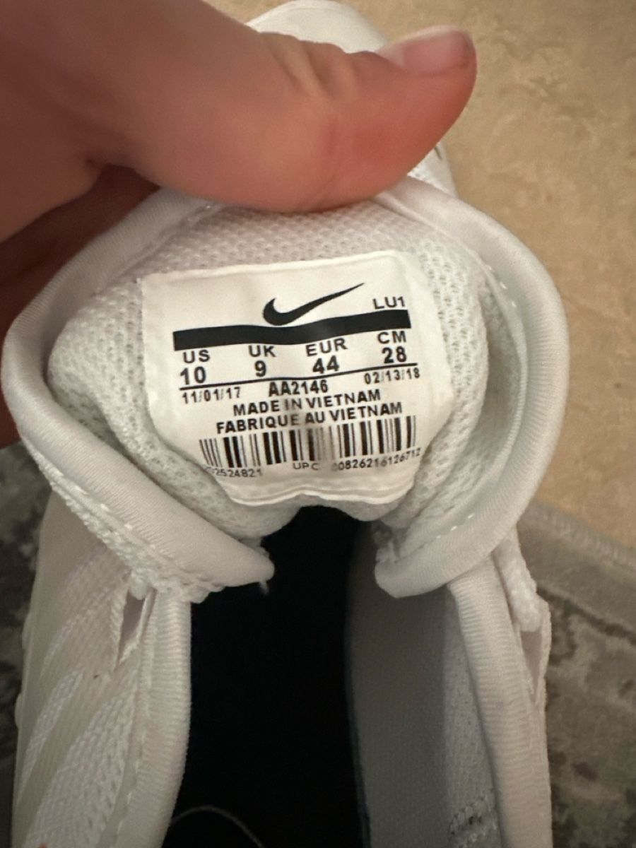 Herrenschuhe: Nike air Max axis  – Neu (gemäss Beschreibung) aus Zürich von RoKa88 2
