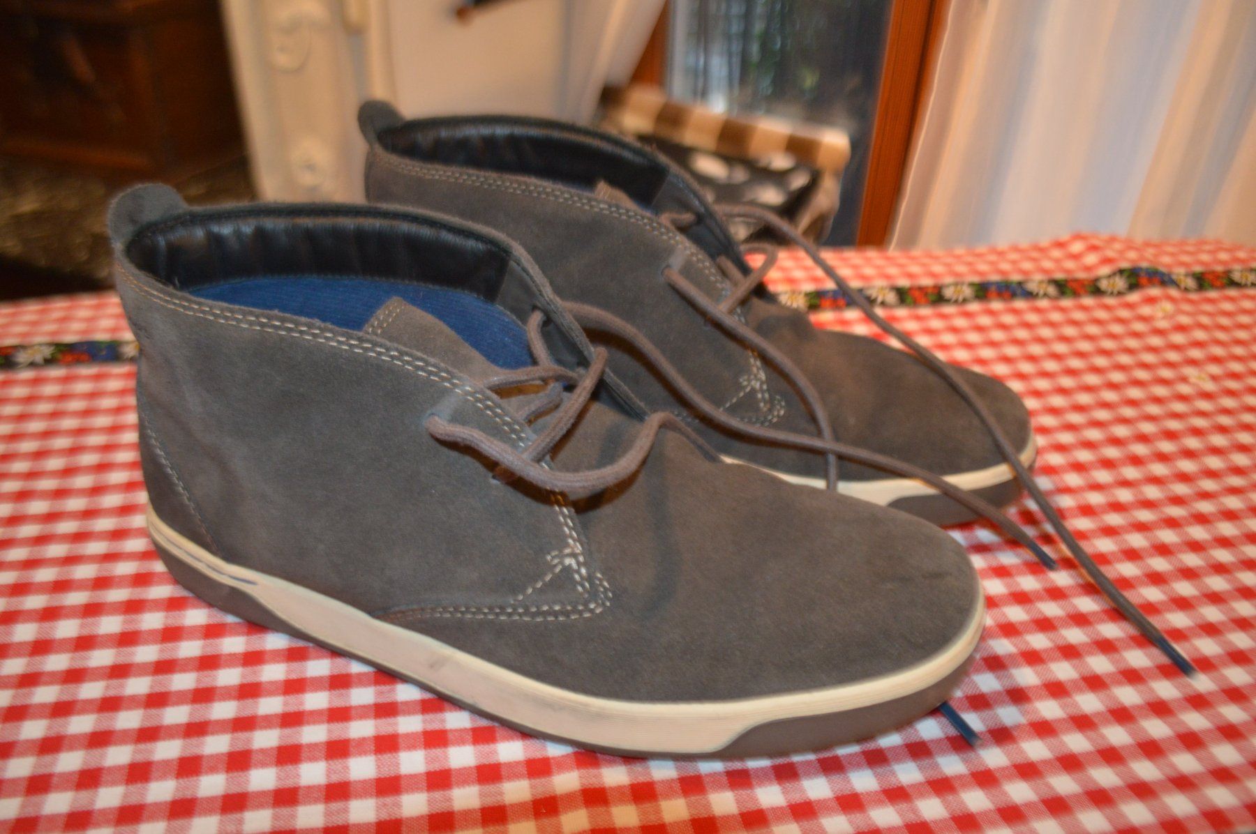 Clarks Scarpe da uomo: Scarpa da uomo Modello Boots – Nuovo (secondo la descrizione) da Brione s. Minusio venduto da clk_8kjj 1