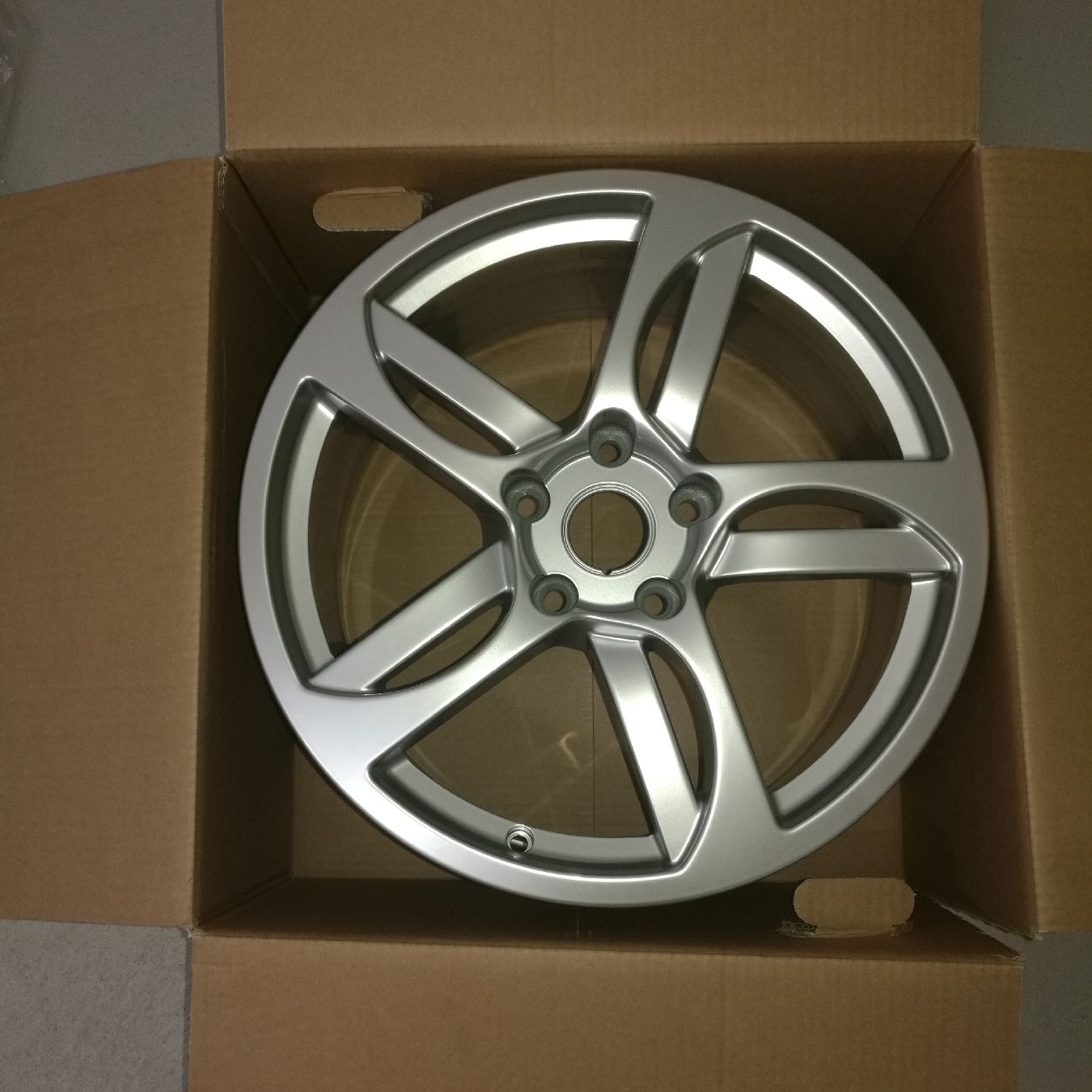 Lamborghini Cerchioni: Lamborghini Murcielago Front Felge – Nuovo e nell'imballaggio originale da Ettenhausen TG venduto da D.Tankosic