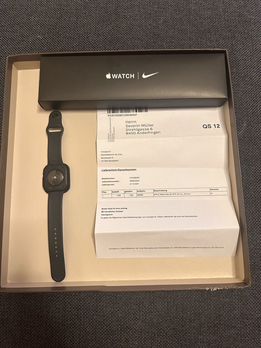 Apple Smartwatch: Apple Watch SE 1st Generation – Usato da Winterthur venduto da aykutkozandagi 1