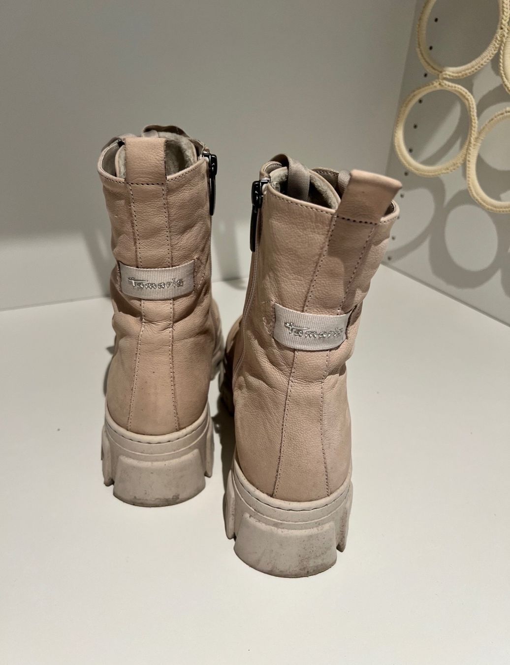 Tamaris Scarpe da donna: Tamaris - beige Winter Boots – Usato da Neerach venduto da lin_2k7j 2