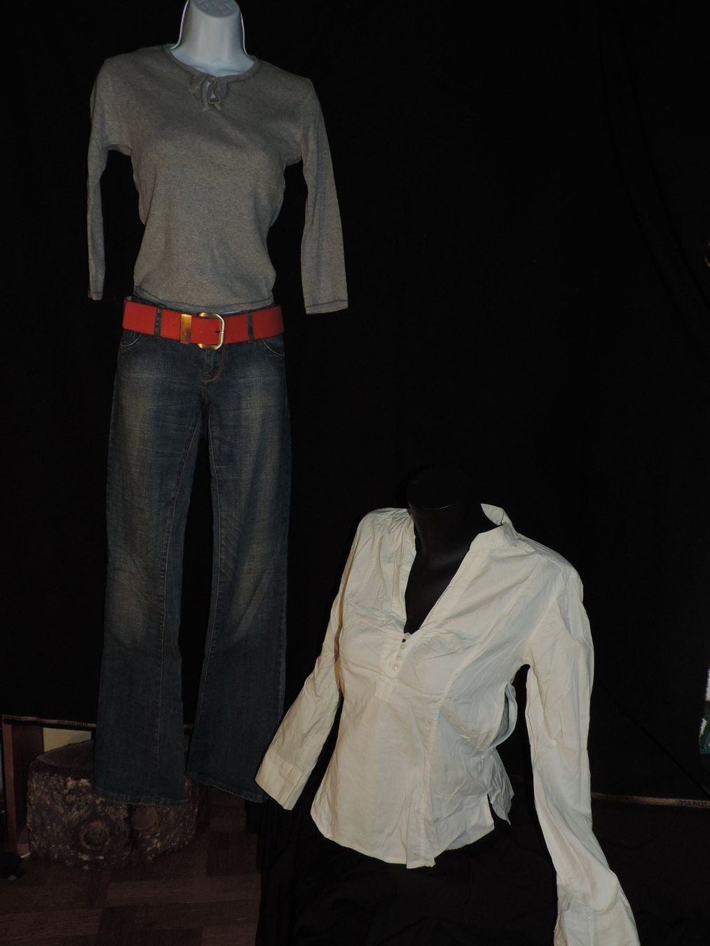 Lots de vêtements: 2 ensembles complets – D'occasion à Genève par Axelle333 2