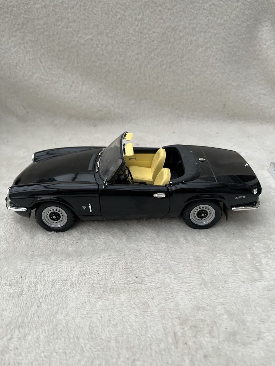 Triumph Modellini d'auto: Triumph Spitfire MKIV – Nuovo (secondo la descrizione) da Oberweningen venduto da mer_2yn9 2