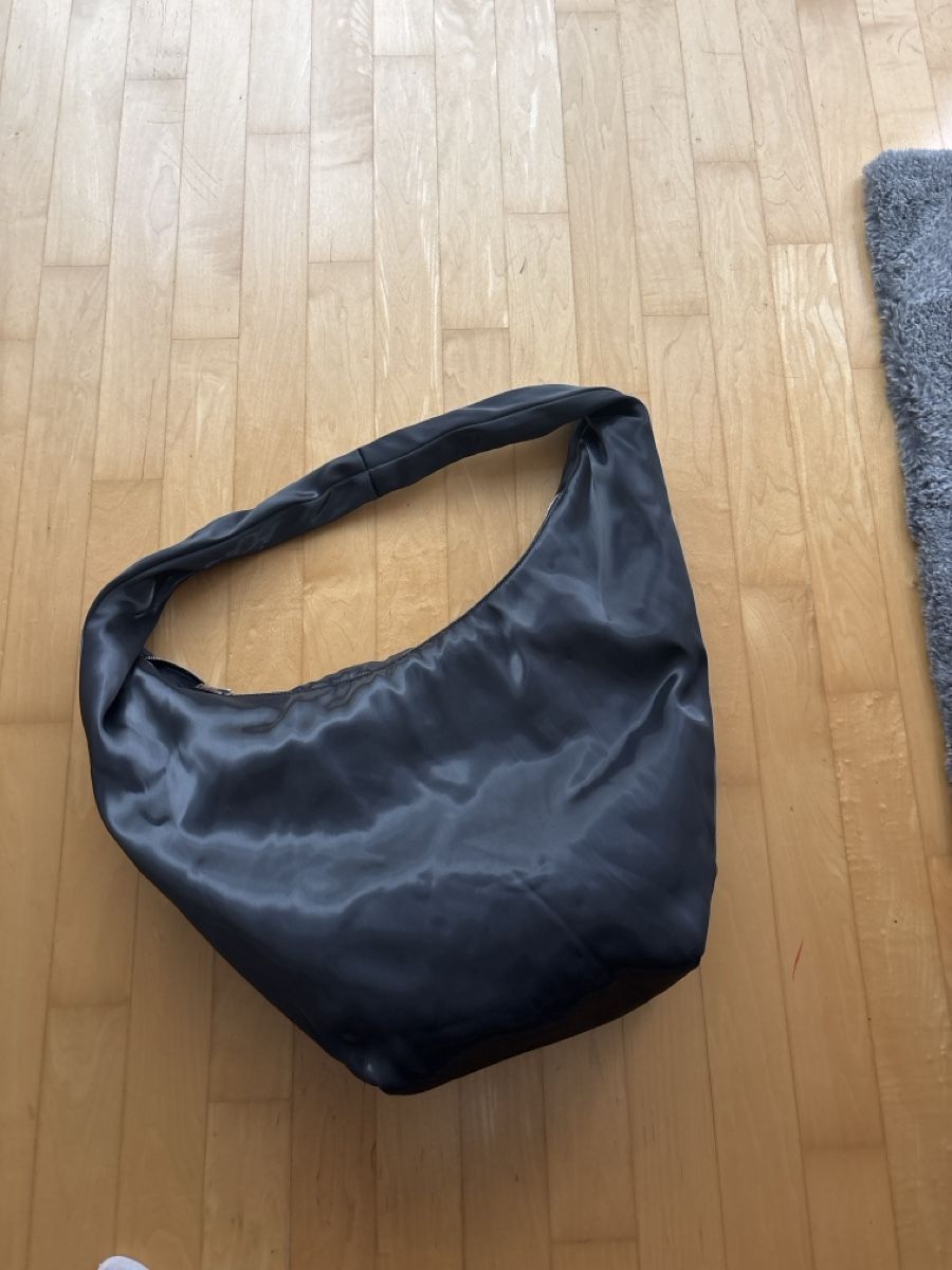 Cos Borse: Cos Tasche – Nuovo (secondo la descrizione) da Embrach venduto da Dmoney 1