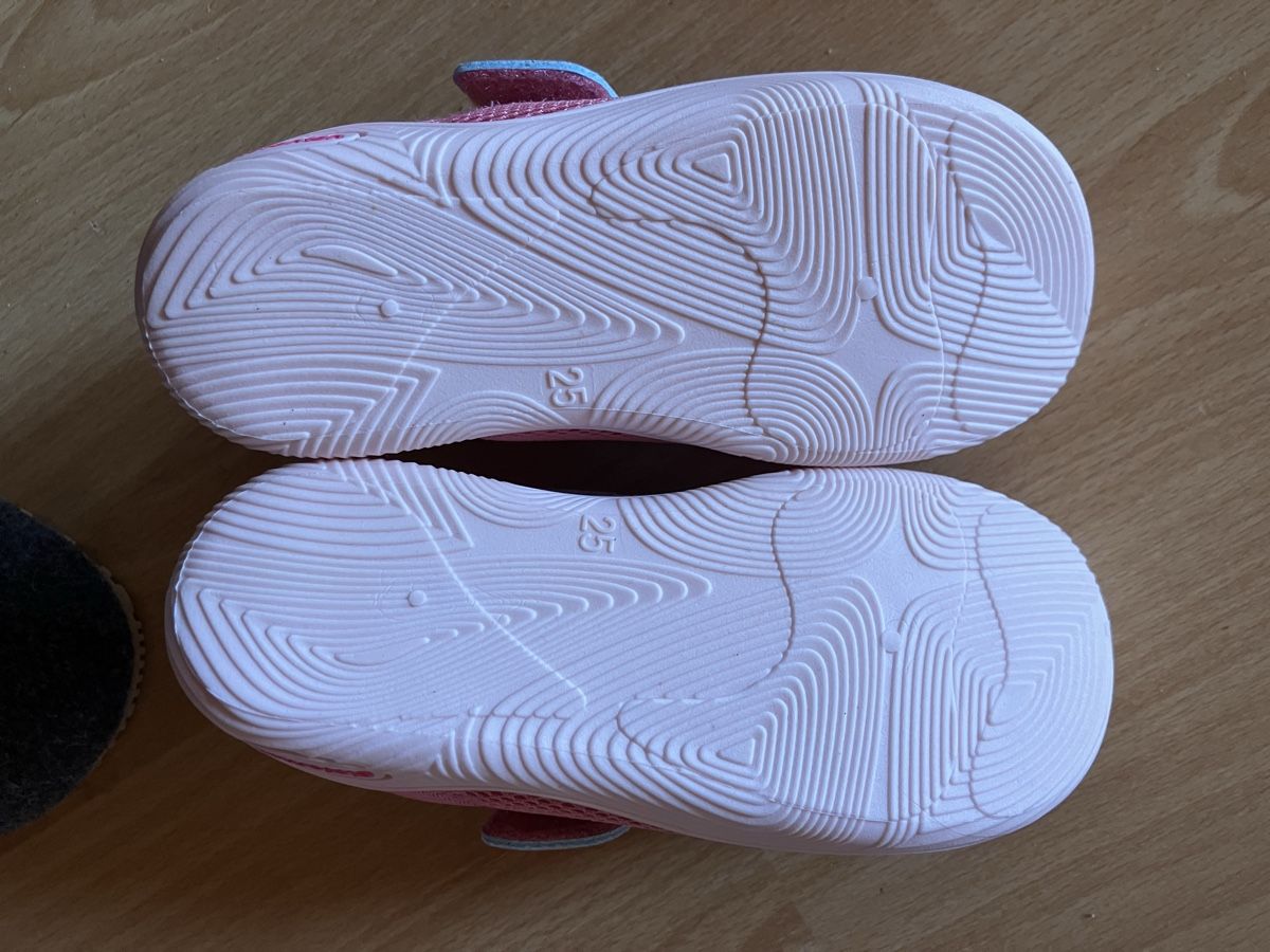 Elefanten Scarpe per ragazze: Elefanten Hausschuhe Neu Gr. 25 – Nuovo (secondo la descrizione) da Stein AR venduto da MaryS91 1