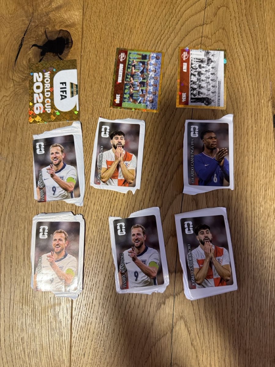 Panini Sammelbilder & Trading cards: FIFA World Cup 2026 Stickers & Cards – Gebraucht aus Neuenegg von mak_rq67