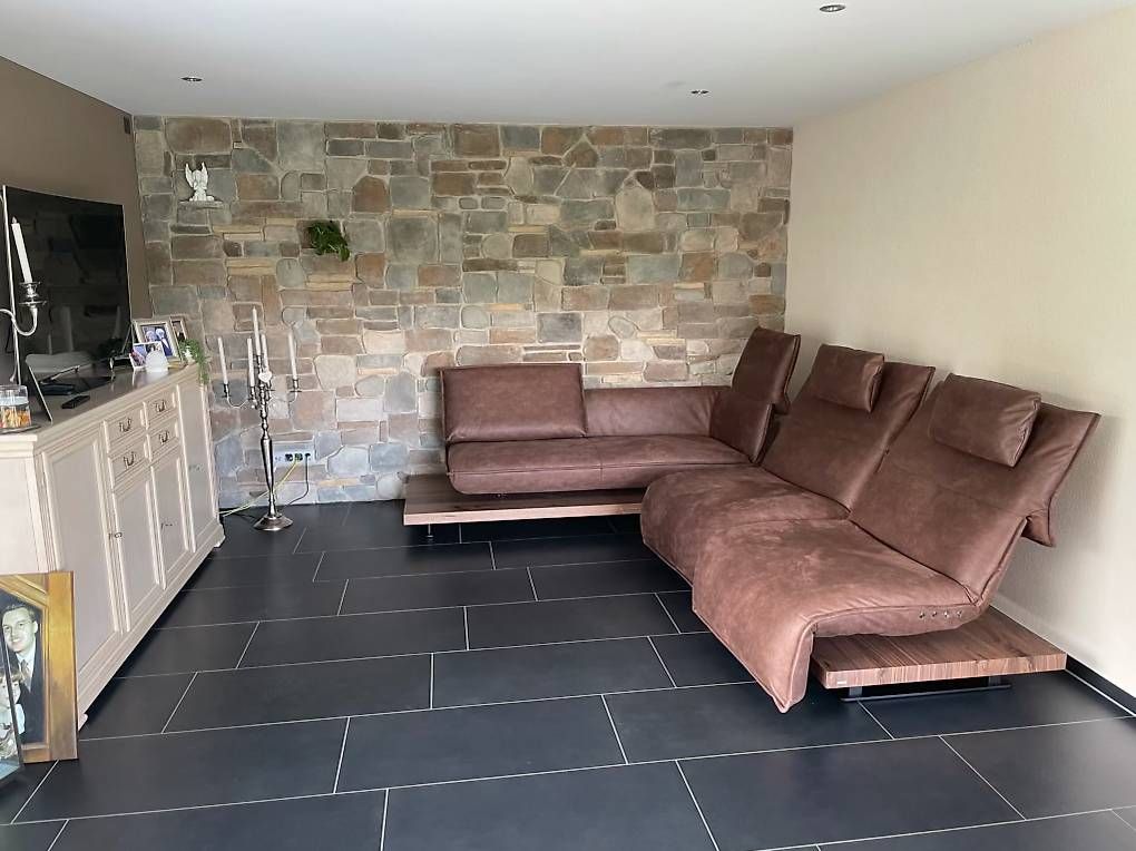 Koinor Sofas: KOINOR Free Motion Design-Sofa / Relaxsofa – D'occasion à Gossau SG par kat_kz86 1