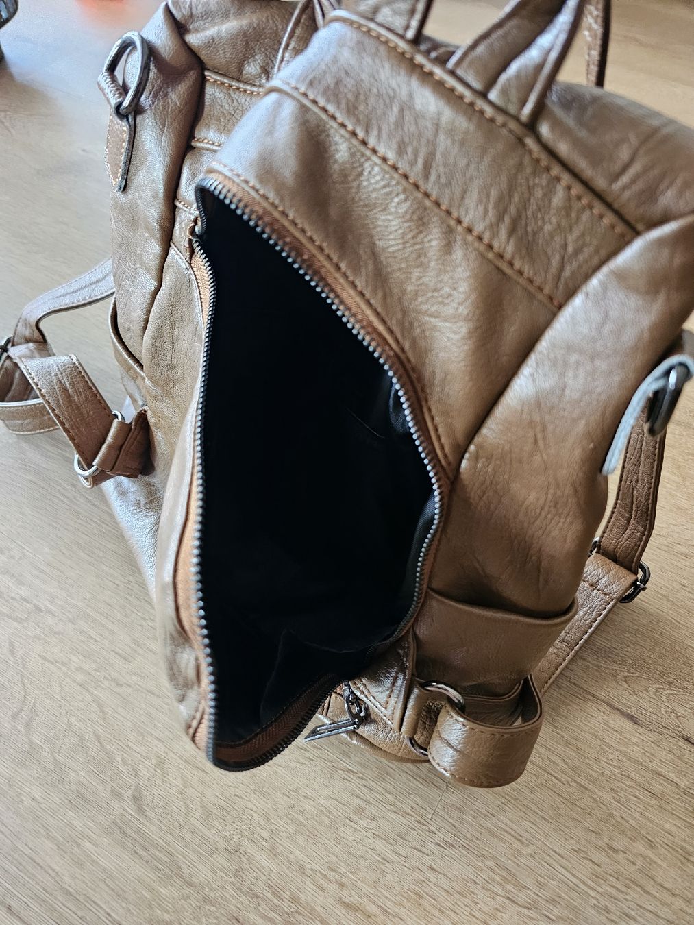 Rucksäcke: Sehr schöner Rucksack – Gebraucht aus Büttikon AG von PAM120319 3