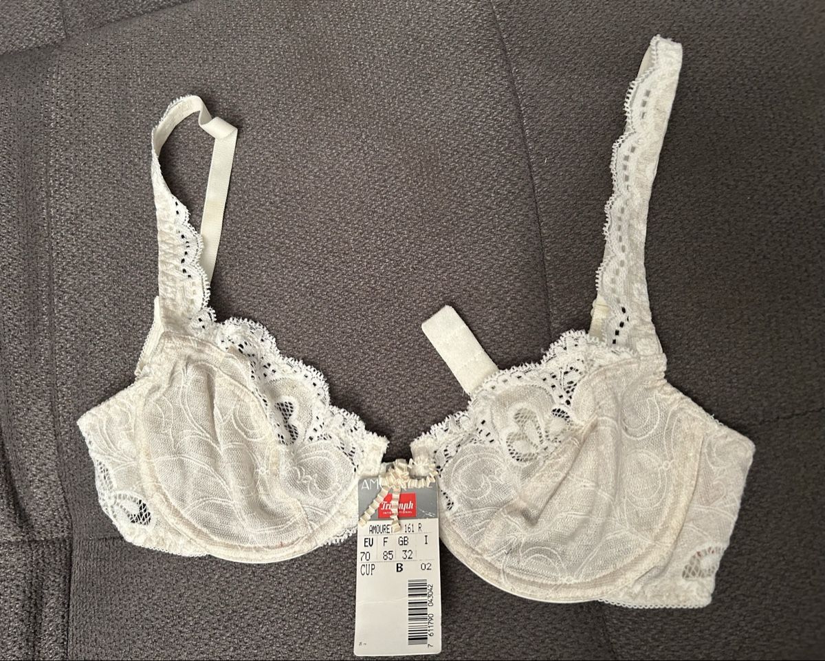 Triumph Altra biancheria intima: BH Triumph Amourette 161 R Grösse 70C – Nuovo e nell'imballaggio originale da Corgémont venduto da Tania05