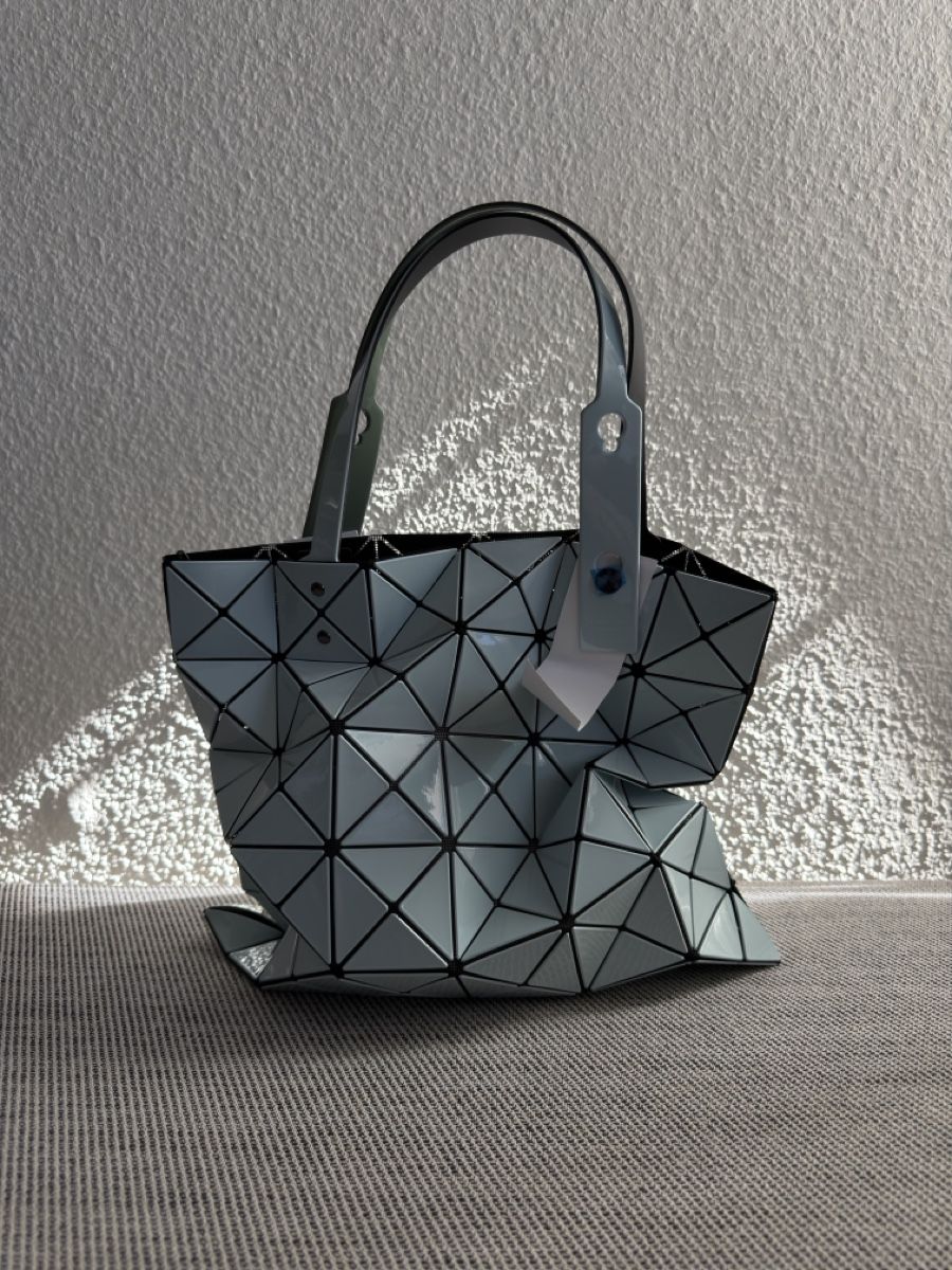 Issey Miyake Borse: Bao Bao Issey Miyake Tasche – Nuovo e nell'imballaggio originale da Basel venduto da mcbfiles 2