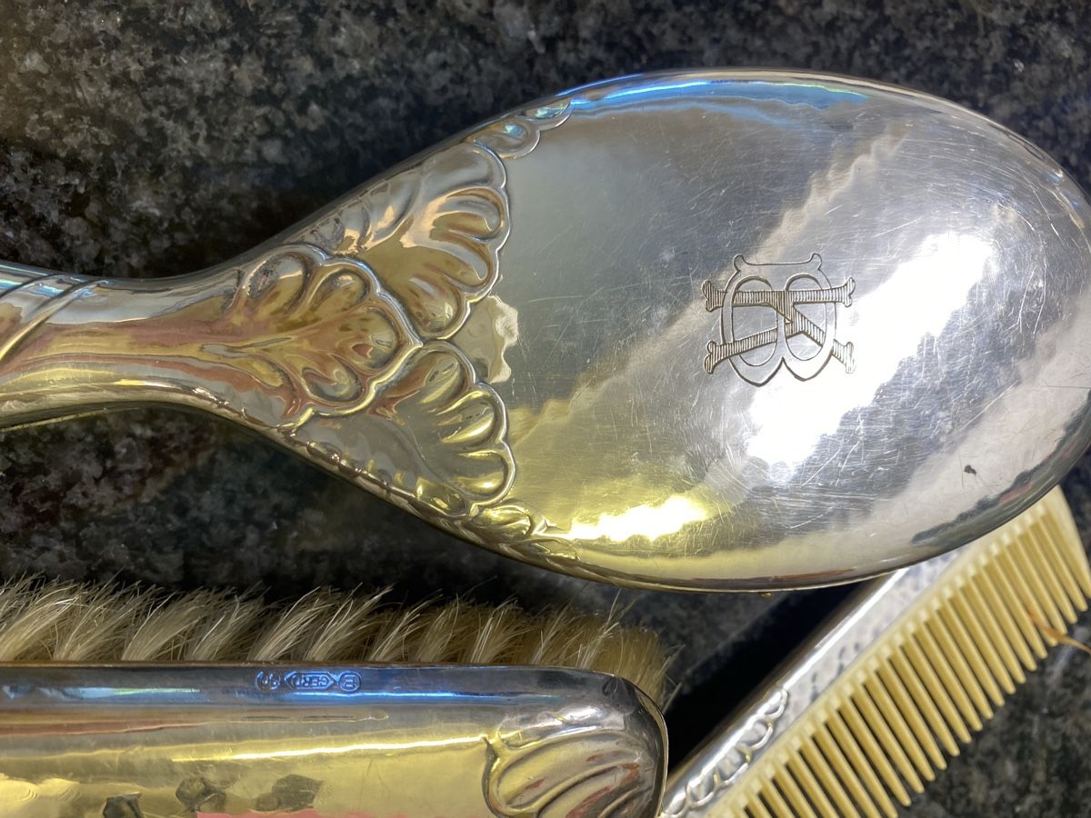 Altro per la cura dei capelli: Vintage Set Haarbürste und Spiegel, silber – Usato da Reinach BL venduto da stutkir 3