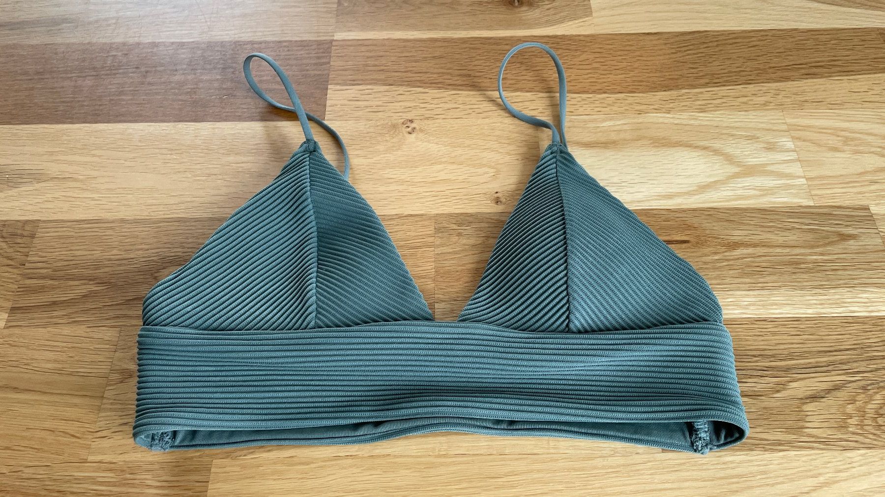 Costumi da bagno & Bikini: Bikini-Oberteil Grösse S – Nuovo (secondo la descrizione) da Burgdorf venduto da Crown.